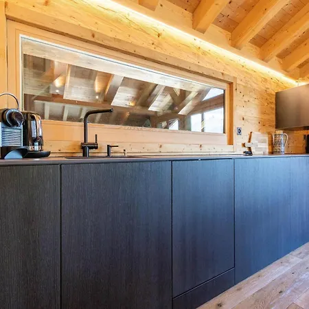 In Les Masses With Terrace Alpesi faház